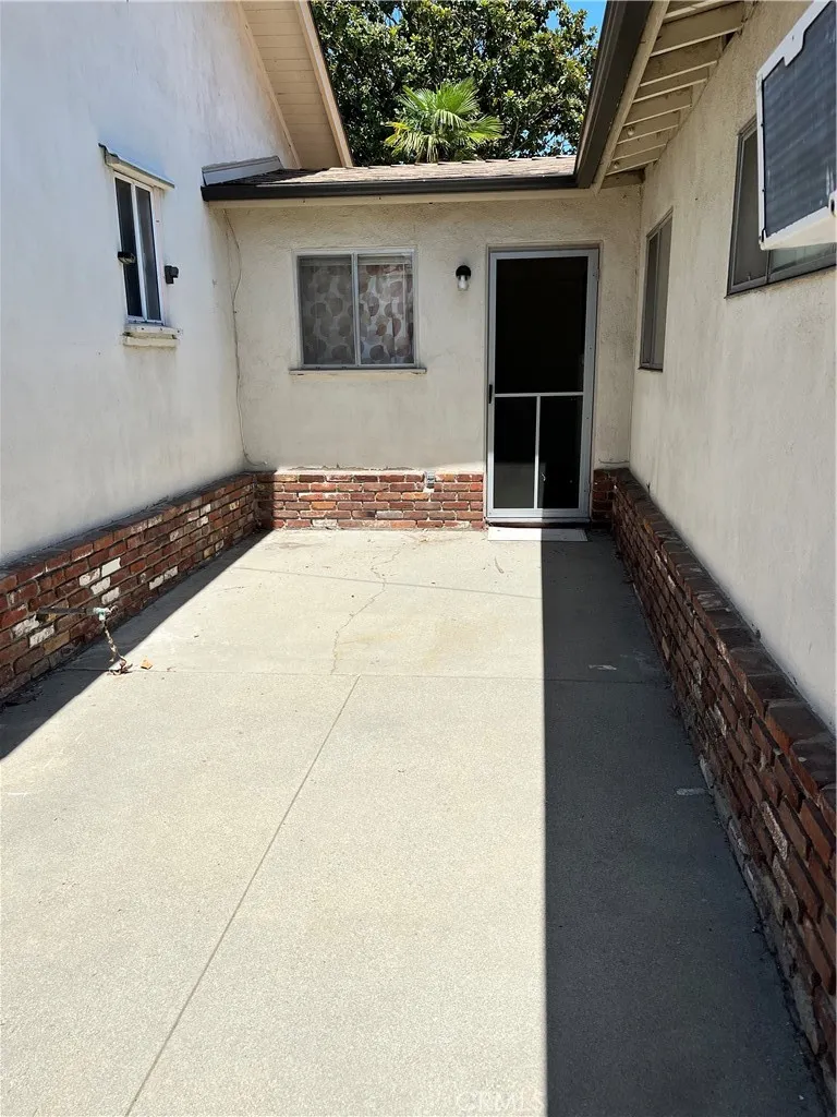6237 Oak Temple City, CA 91780