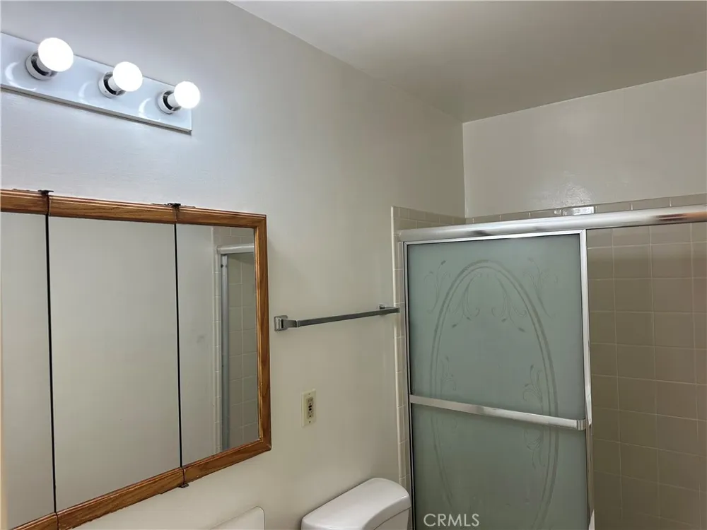 6237 Oak Temple City, CA 91780
