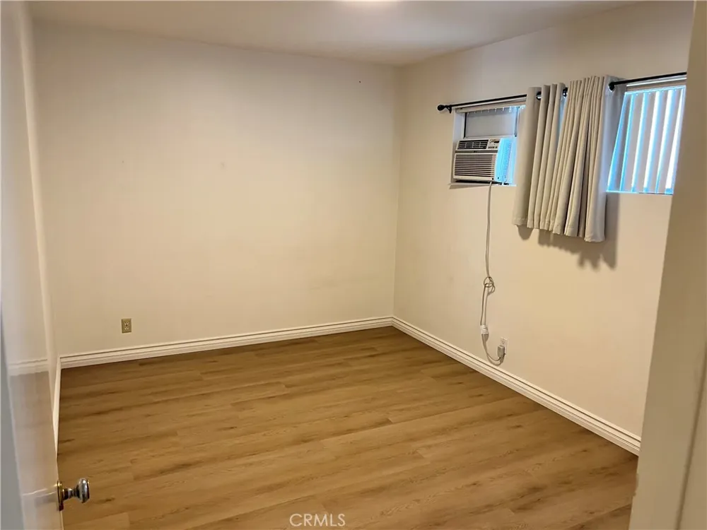 6237 Oak Temple City, CA 91780