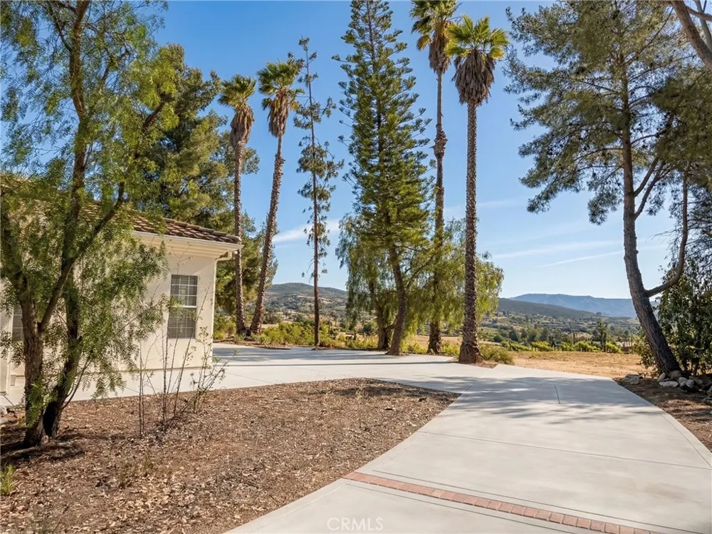 39850 Kapalua Way Temecula, CA 92592