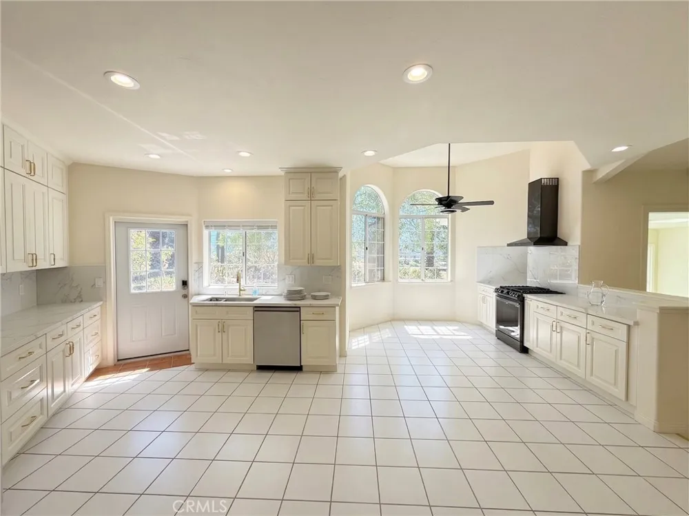 39850 Kapalua Way Temecula, CA 92592
