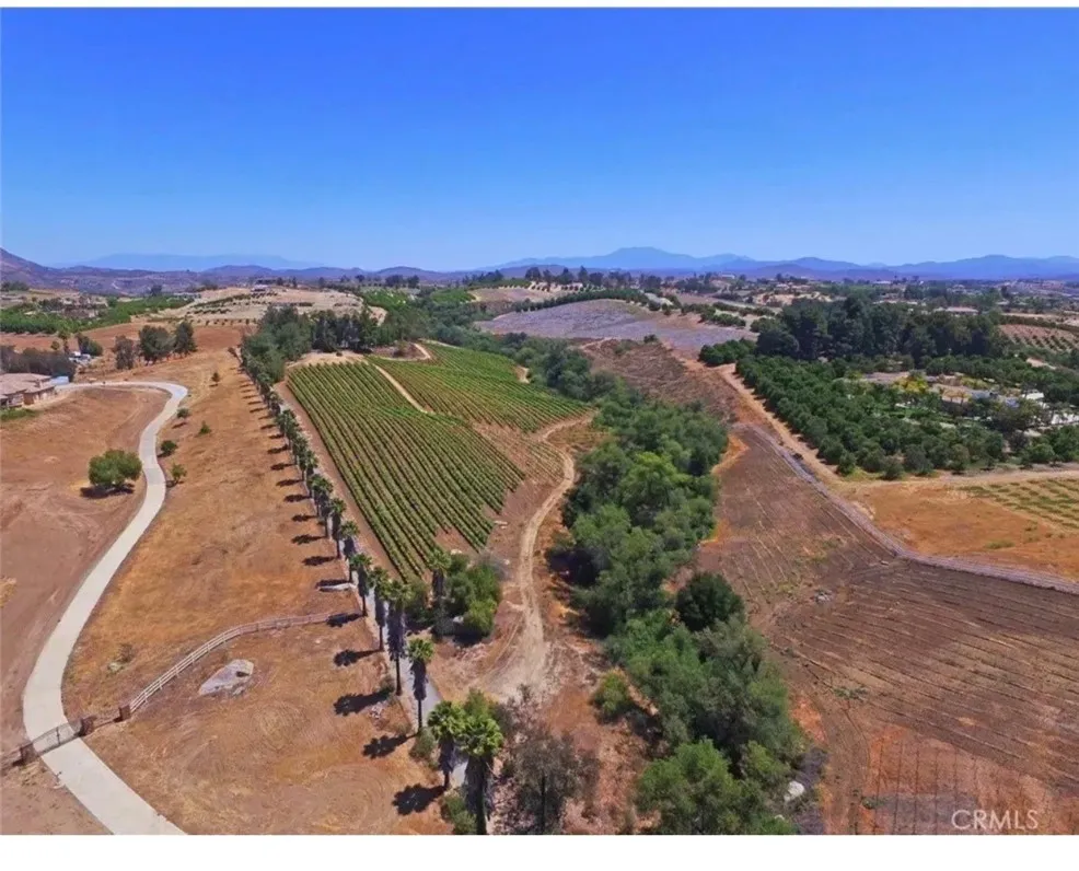 39850 Kapalua Way Temecula, CA 92592