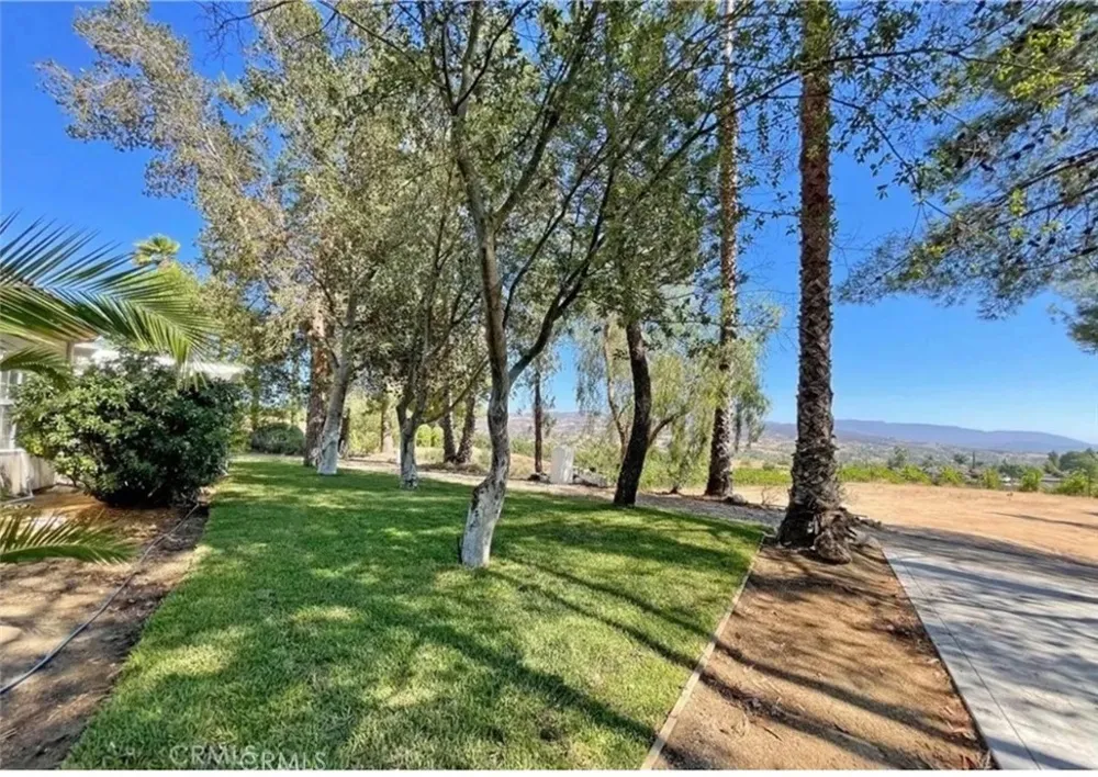39850 Kapalua Way Temecula, CA 92592