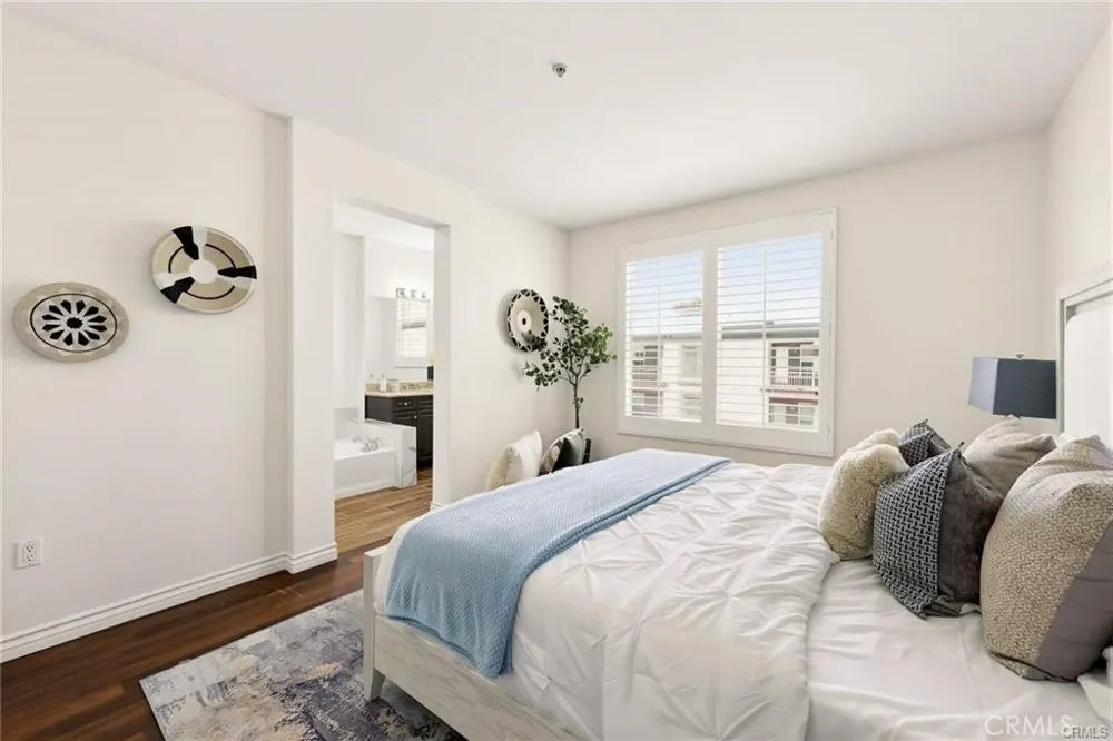 68 E Bay State Street #3G Alhambra, CA 91801