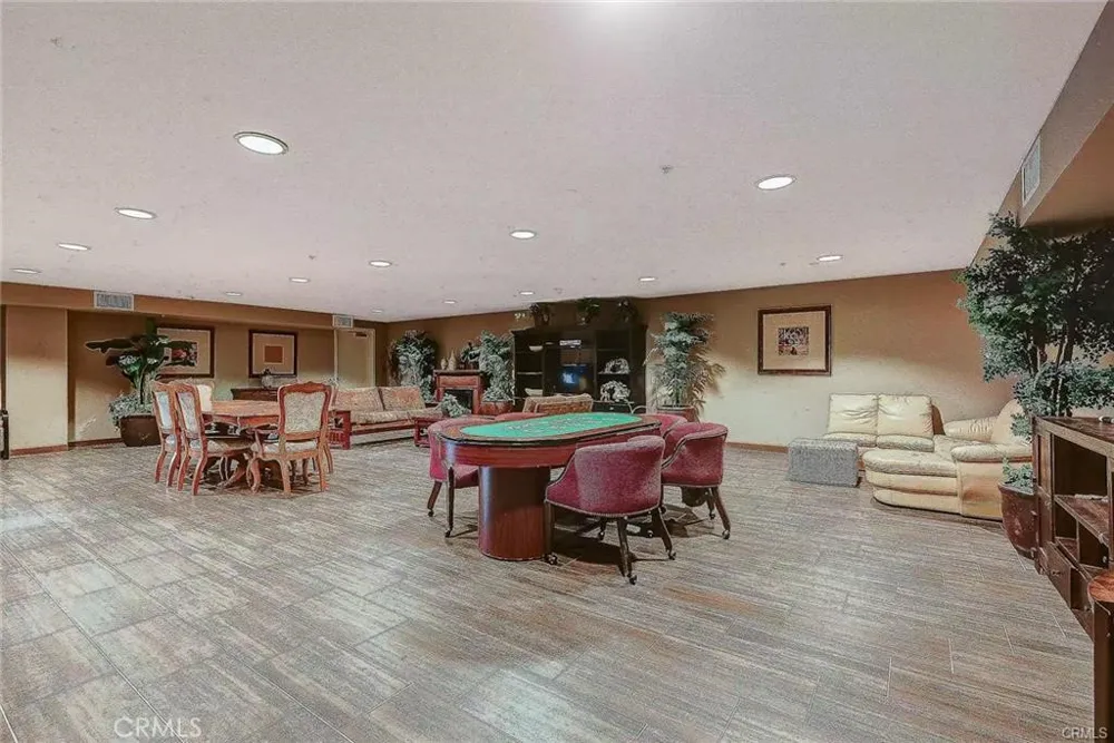 68 E Bay State Street #3G Alhambra, CA 91801