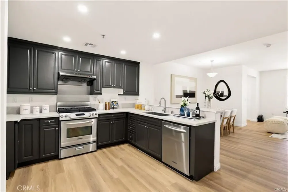 68 E Bay State Street #3G Alhambra, CA 91801