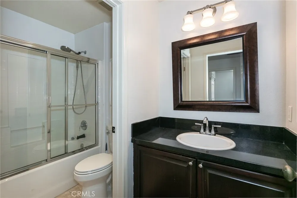 1175 Corte Riviera Camarillo, CA 93010