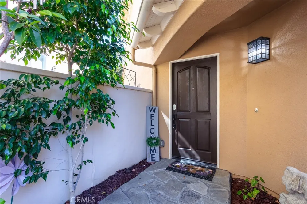 1175 Corte Riviera Camarillo, CA 93010