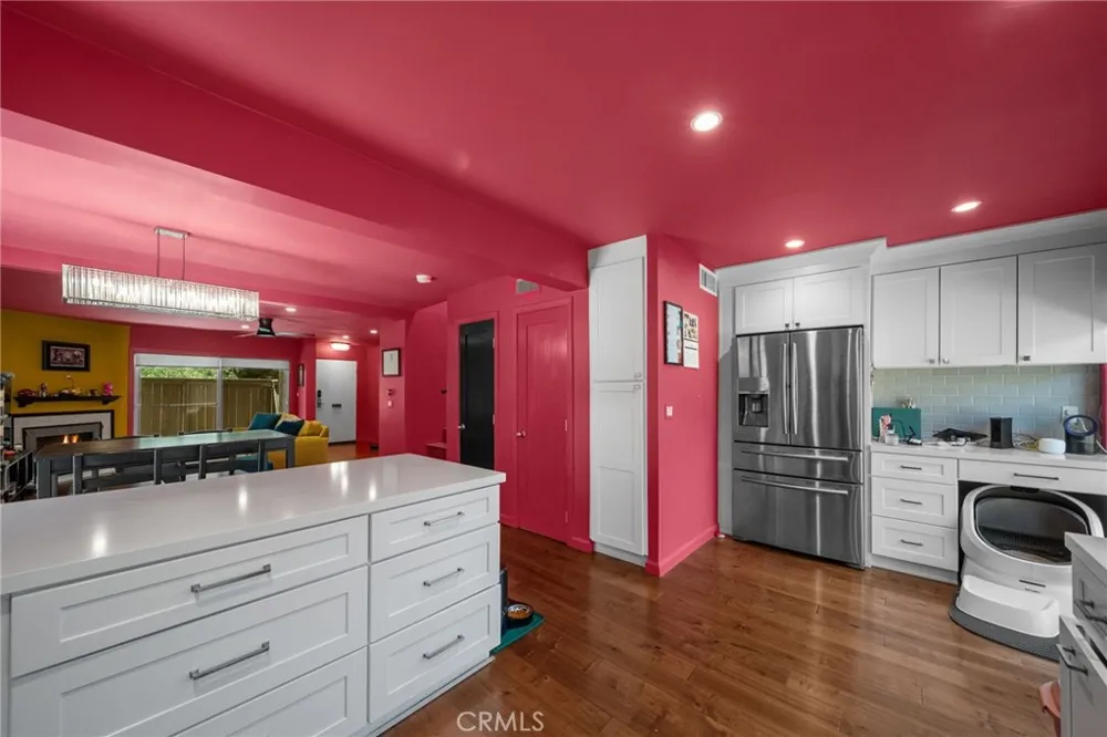 612 Wilcox Avenue Los Angeles, CA 90004