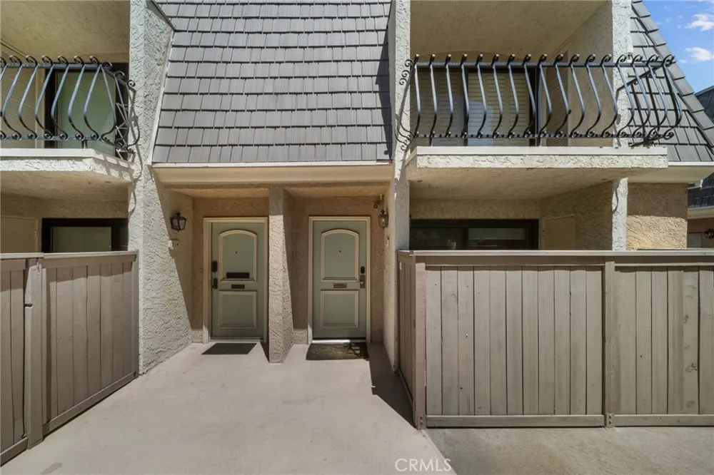 612 Wilcox Avenue Los Angeles, CA 90004