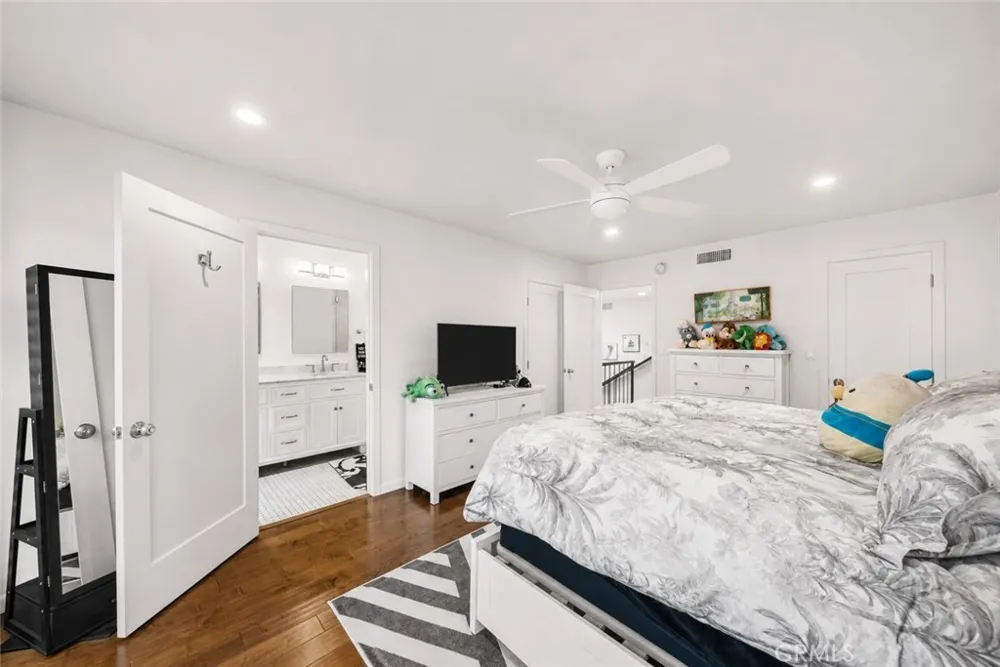 612 Wilcox Avenue Los Angeles, CA 90004