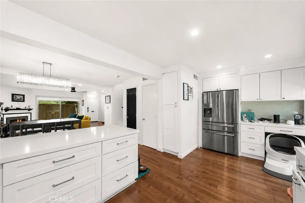 612 Wilcox Avenue Los Angeles, CA 90004