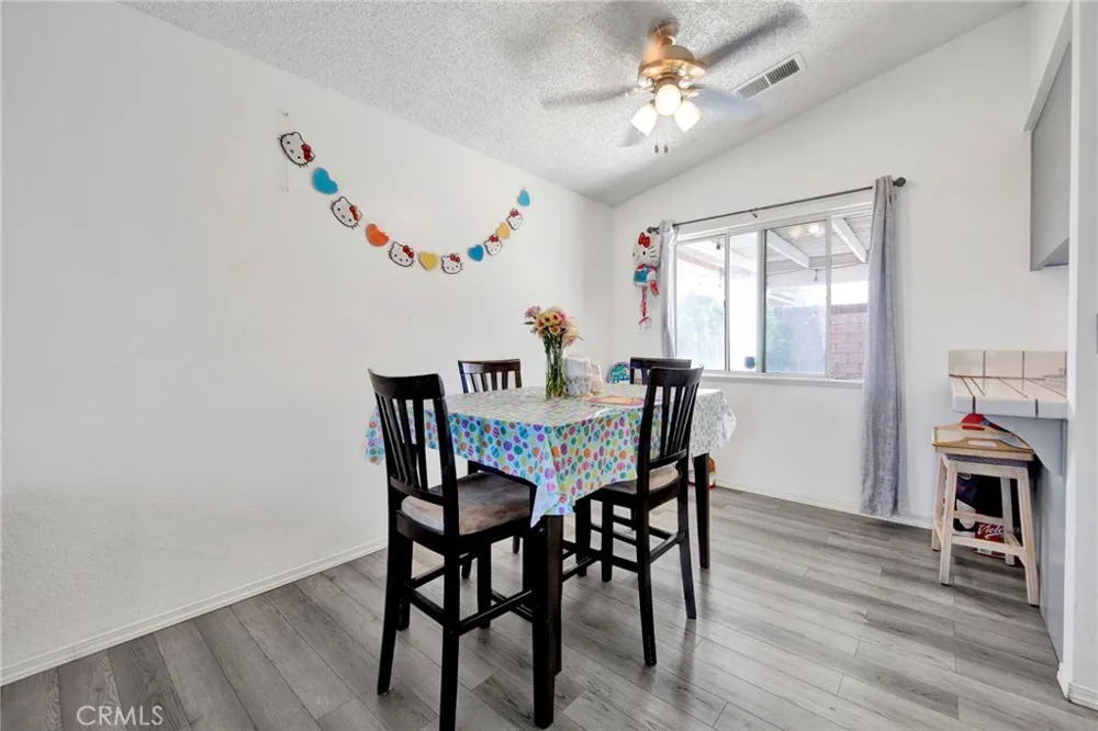 43730 San Francisco Lancaster, CA 93535