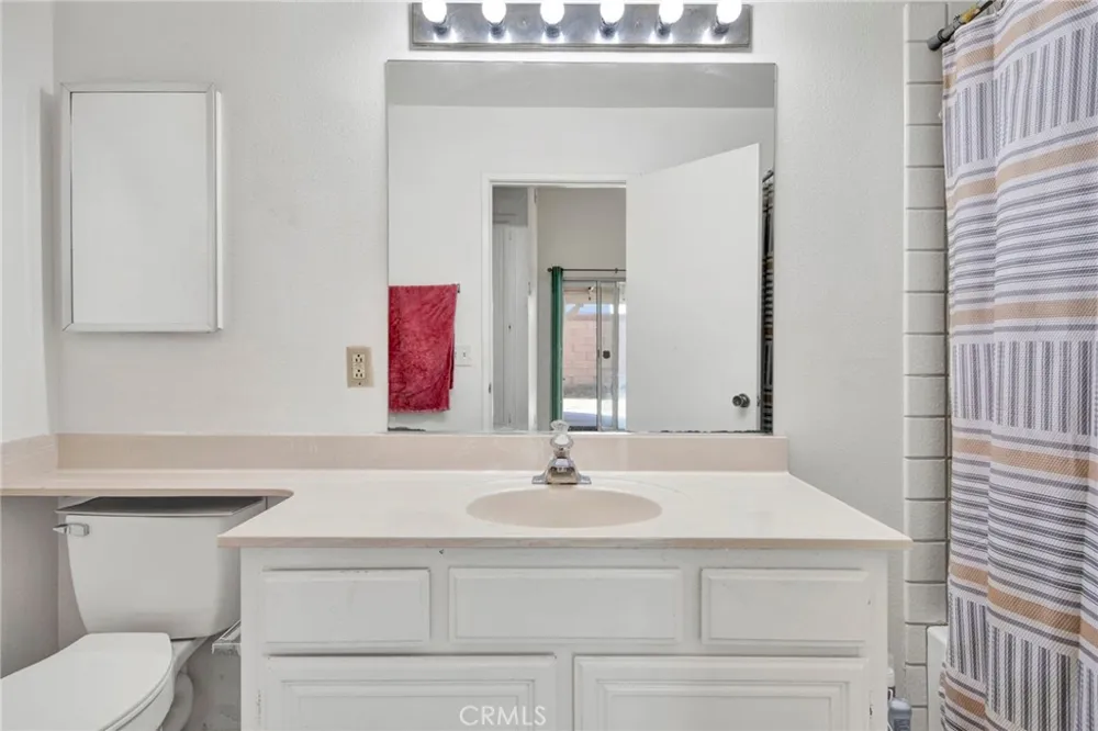 43730 San Francisco Lancaster, CA 93535