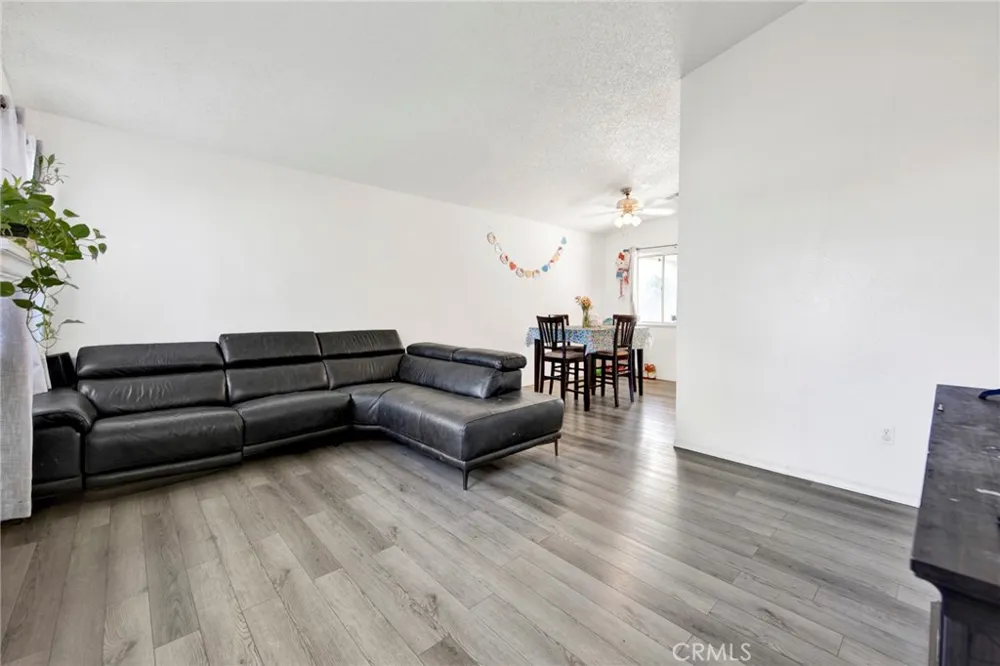 43730 San Francisco Lancaster, CA 93535