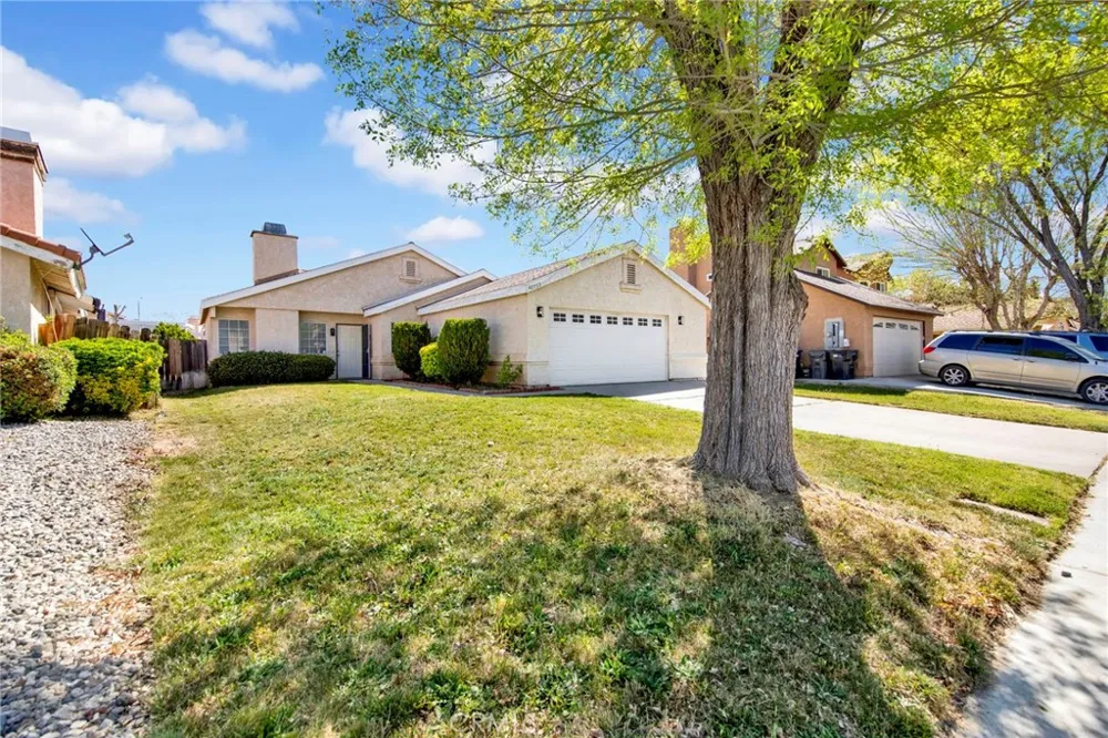 43730 San Francisco Lancaster, CA 93535