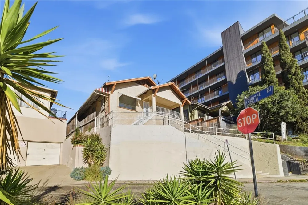 2239 W Sunset Boulevard Los Angeles, CA 90026