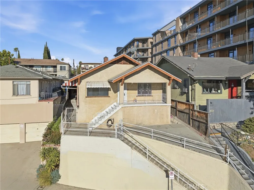 2239 W Sunset Boulevard Los Angeles, CA 90026