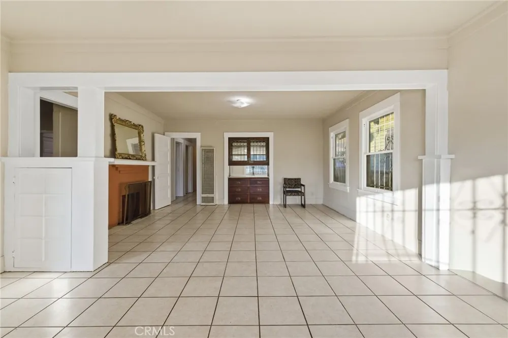 2239 W Sunset Boulevard Los Angeles, CA 90026