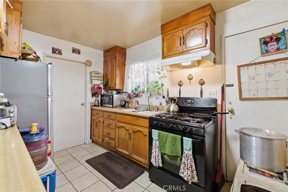 2239 W Sunset Boulevard Los Angeles, CA 90026