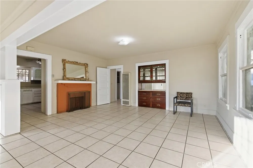 2239 W Sunset Boulevard Los Angeles, CA 90026