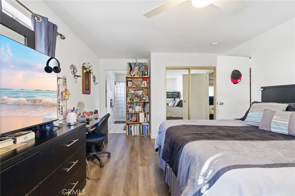 2239 W Sunset Boulevard Los Angeles, CA 90026