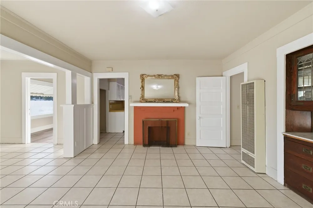 2239 W Sunset Boulevard Los Angeles, CA 90026