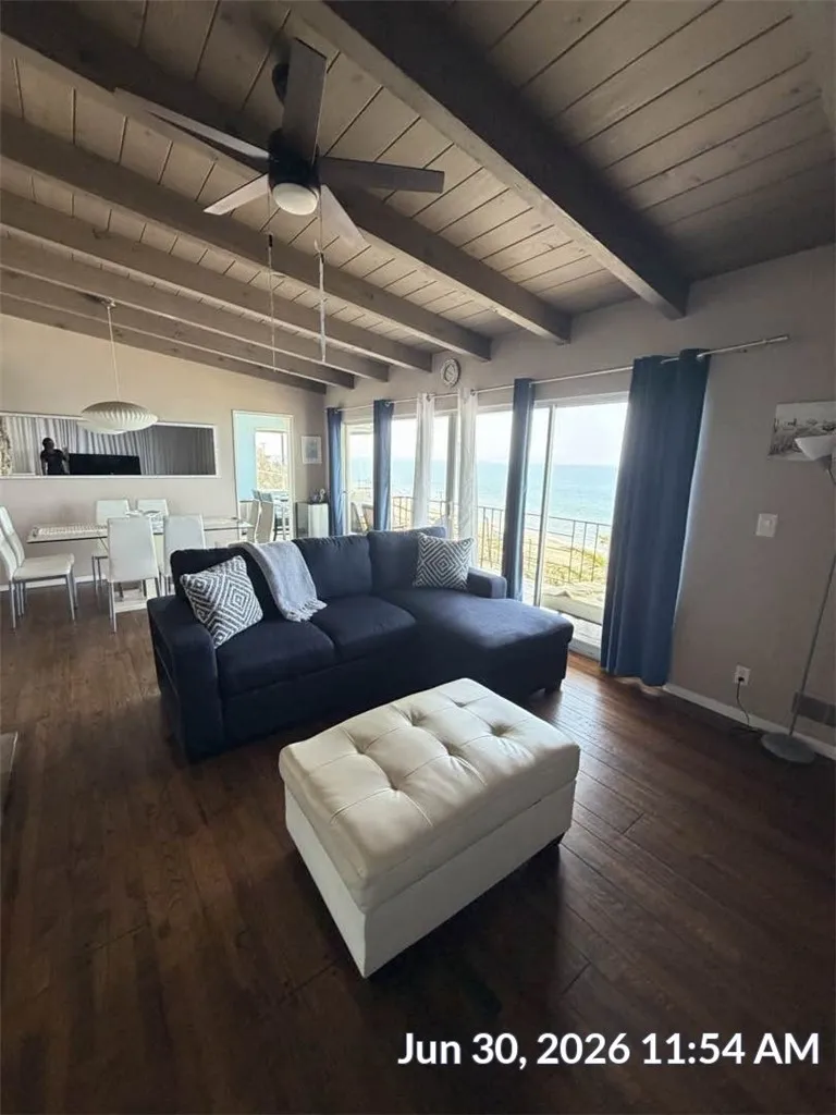 17614 Posetano Road Los Angeles, CA 90272