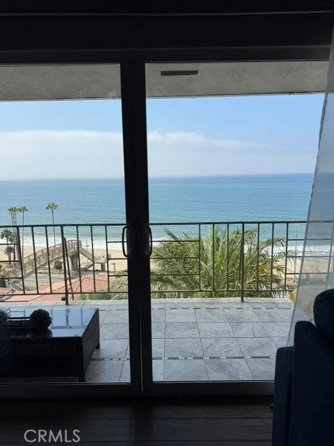 17614 Posetano Road Los Angeles, CA 90272