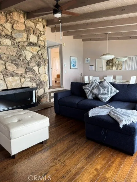 17614 Posetano Road Los Angeles, CA 90272