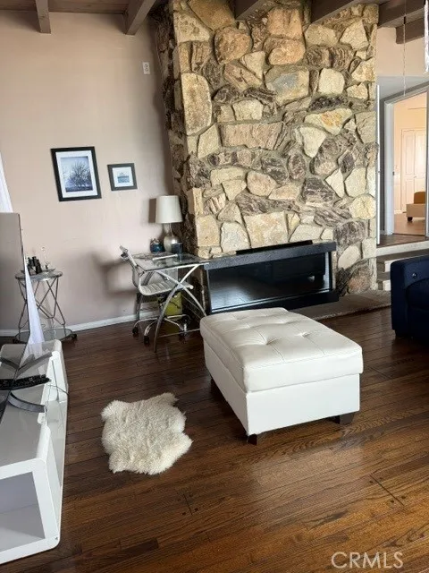17614 Posetano Road Los Angeles, CA 90272
