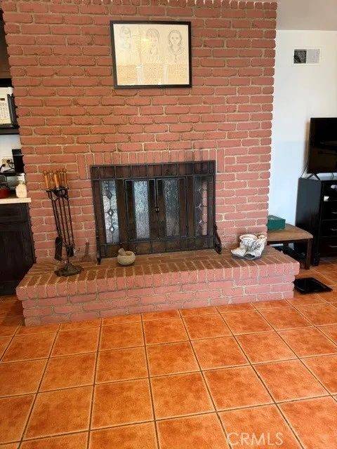 17614 Posetano Road Los Angeles, CA 90272