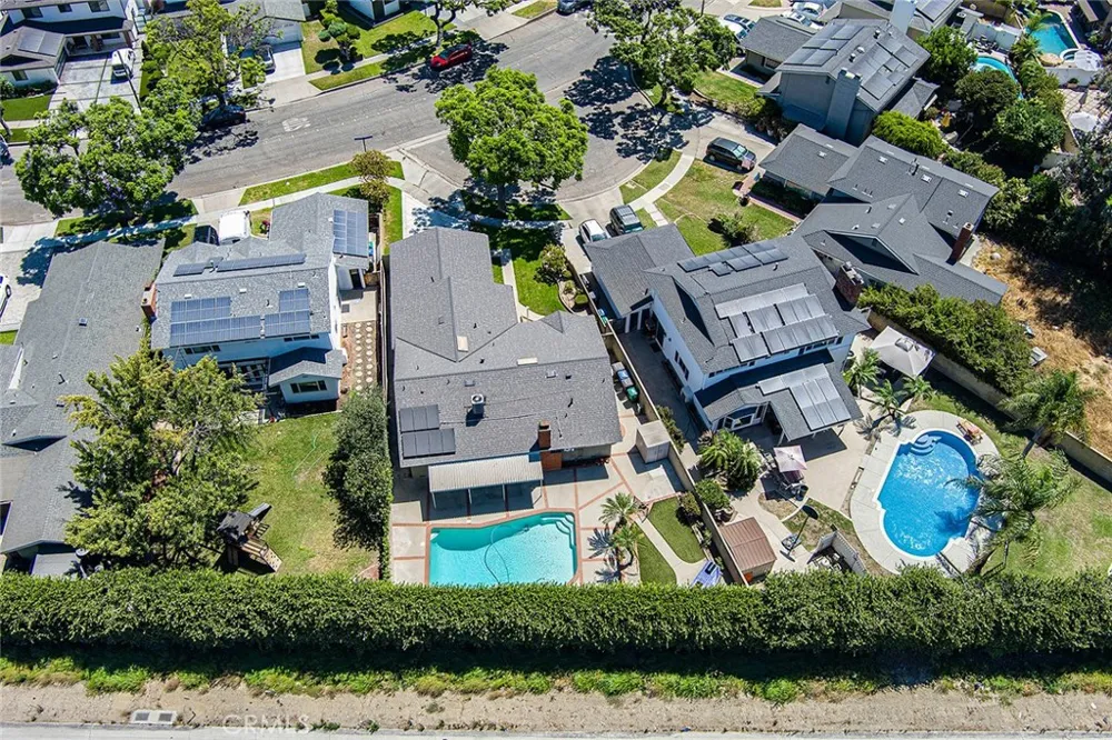 7820 E Ritchie Street Long Beach, CA 90808