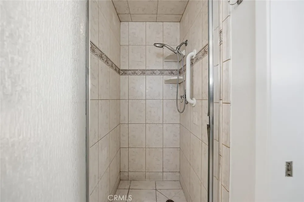 7820 E Ritchie Street Long Beach, CA 90808