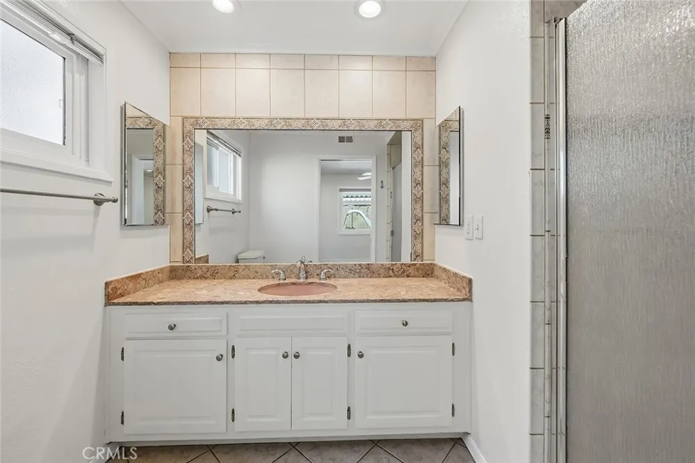 7820 E Ritchie Street Long Beach, CA 90808