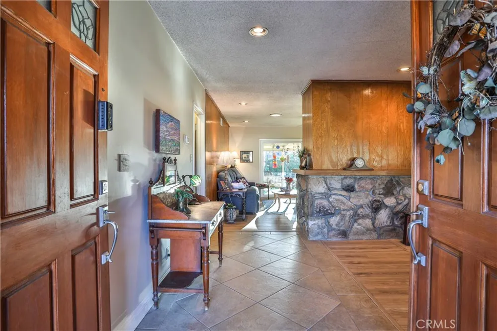 1545 Seneca Place Claremont, CA 91711