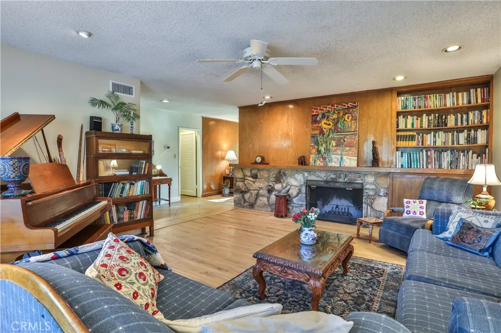 1545 Seneca Place Claremont, CA 91711
