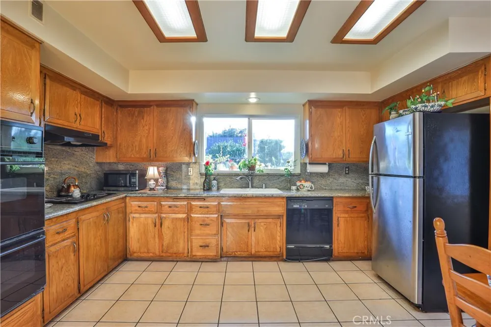1545 Seneca Place Claremont, CA 91711