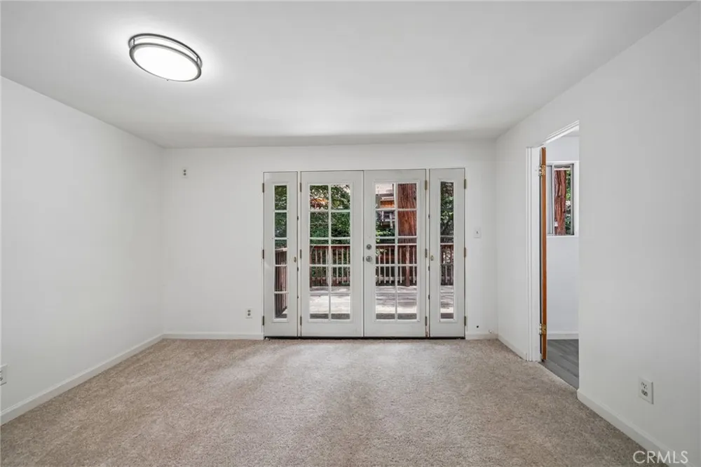 24978 Faulhorn Crestline, CA 92325