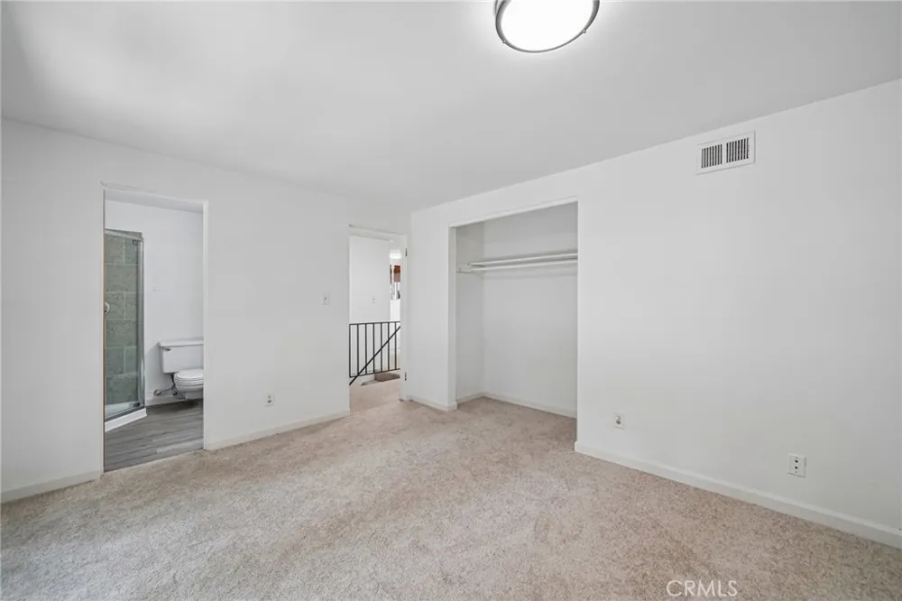 24978 Faulhorn Crestline, CA 92325