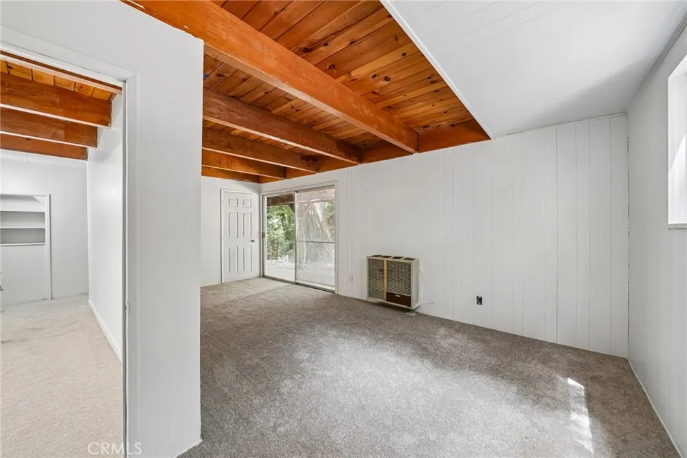 24978 Faulhorn Crestline, CA 92325