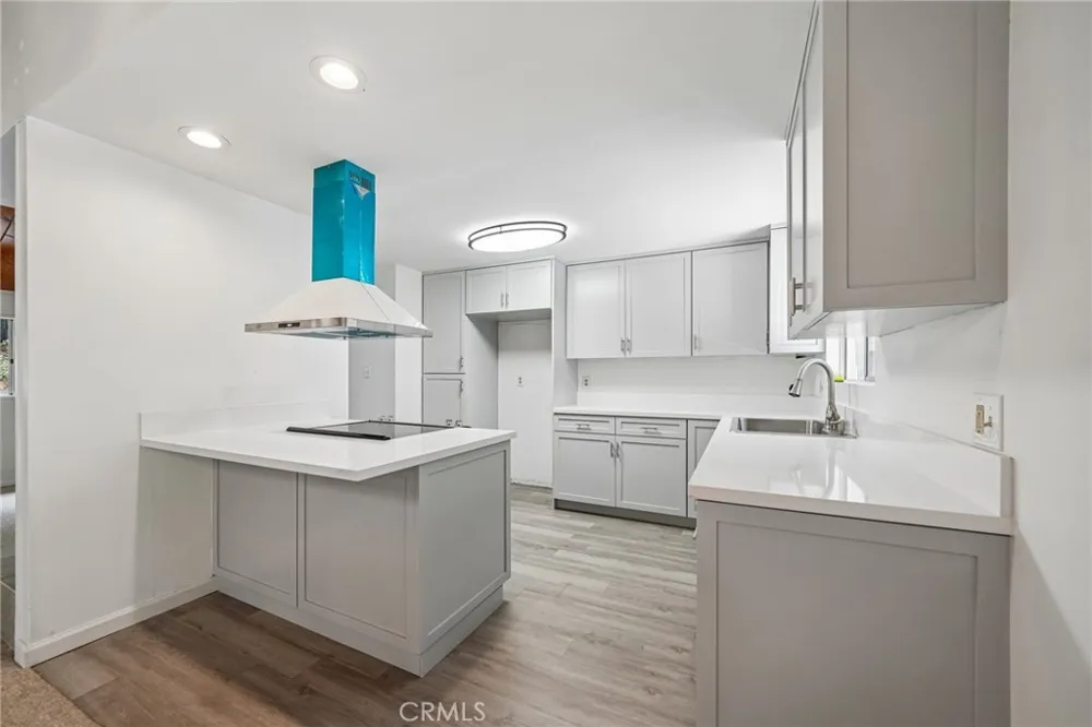 24978 Faulhorn Crestline, CA 92325