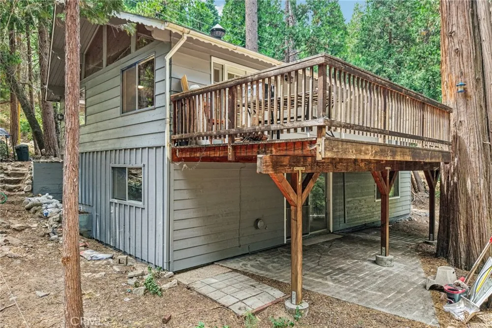24978 Faulhorn Crestline, CA 92325