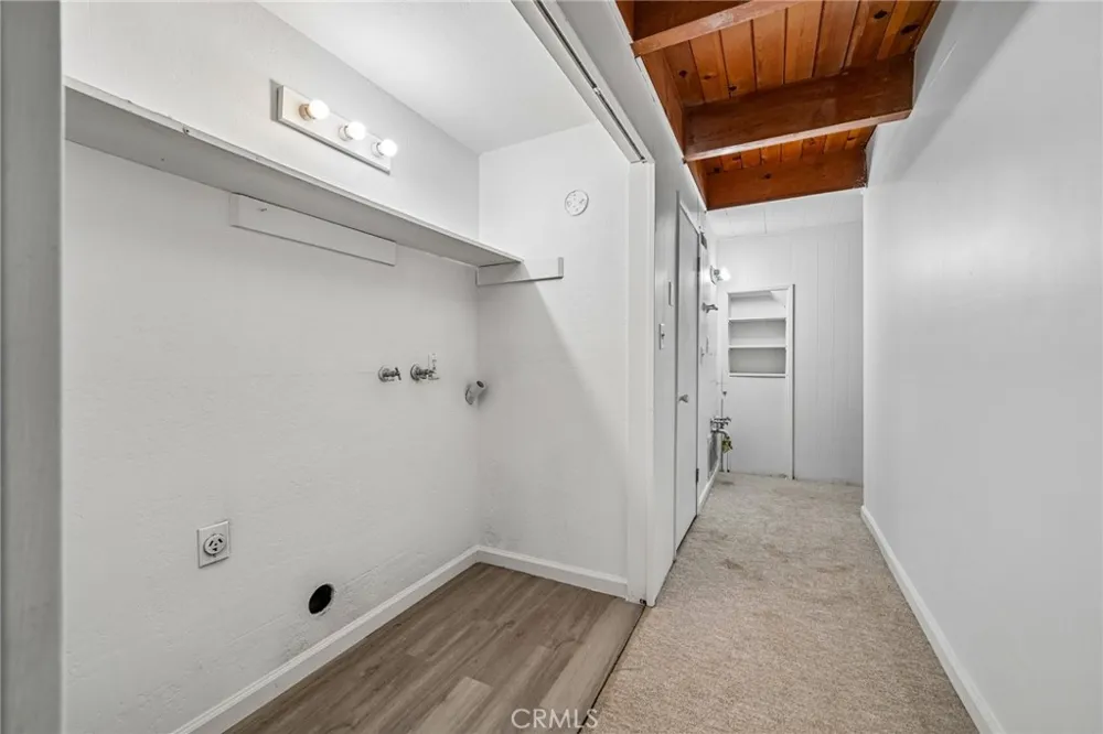 24978 Faulhorn Crestline, CA 92325