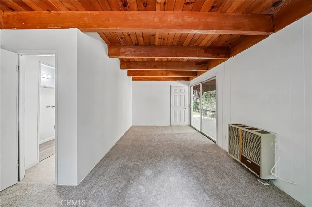 24978 Faulhorn Crestline, CA 92325