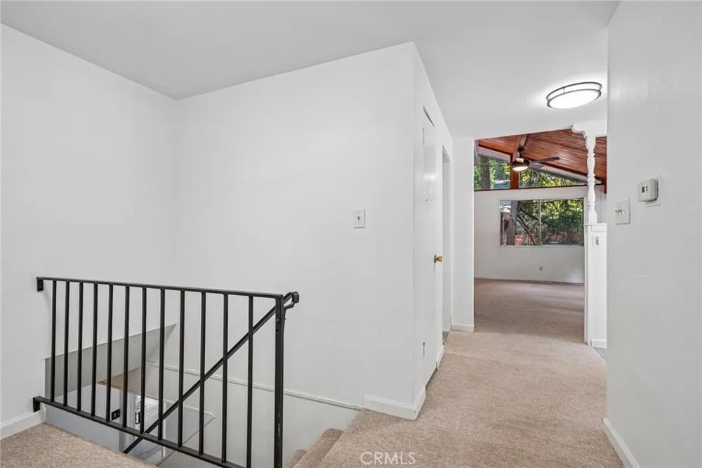 24978 Faulhorn Crestline, CA 92325