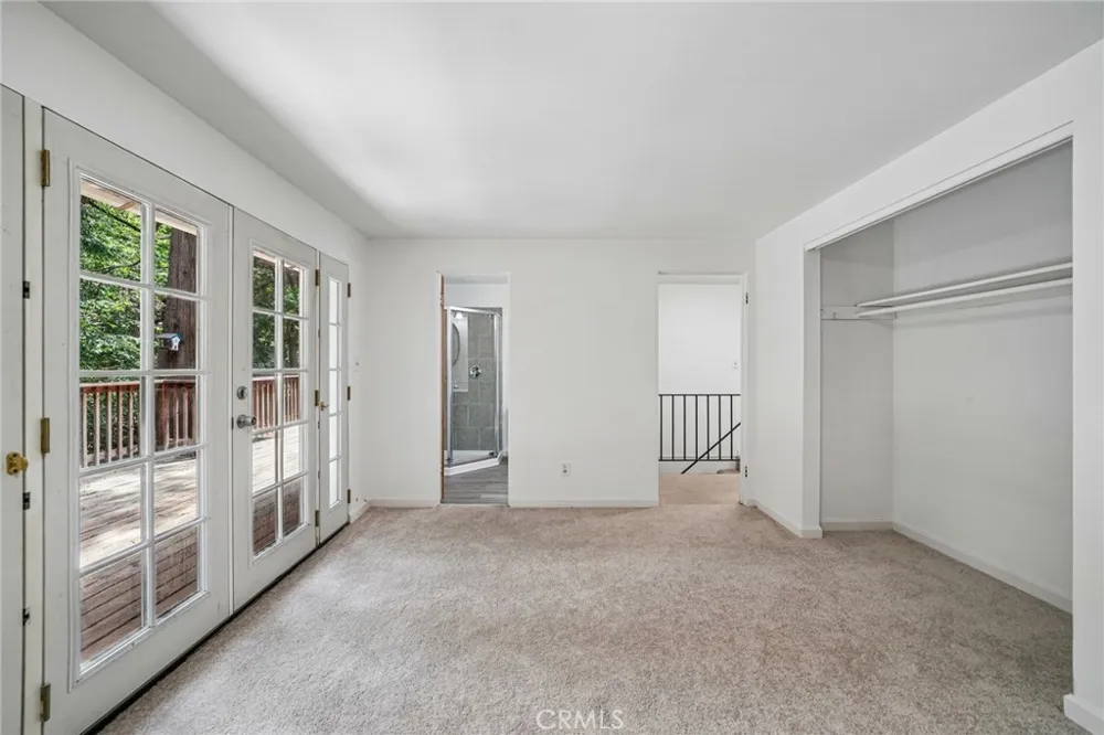 24978 Faulhorn Crestline, CA 92325