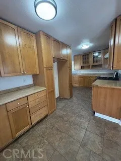 12833 Lambert Whittier, CA 90602