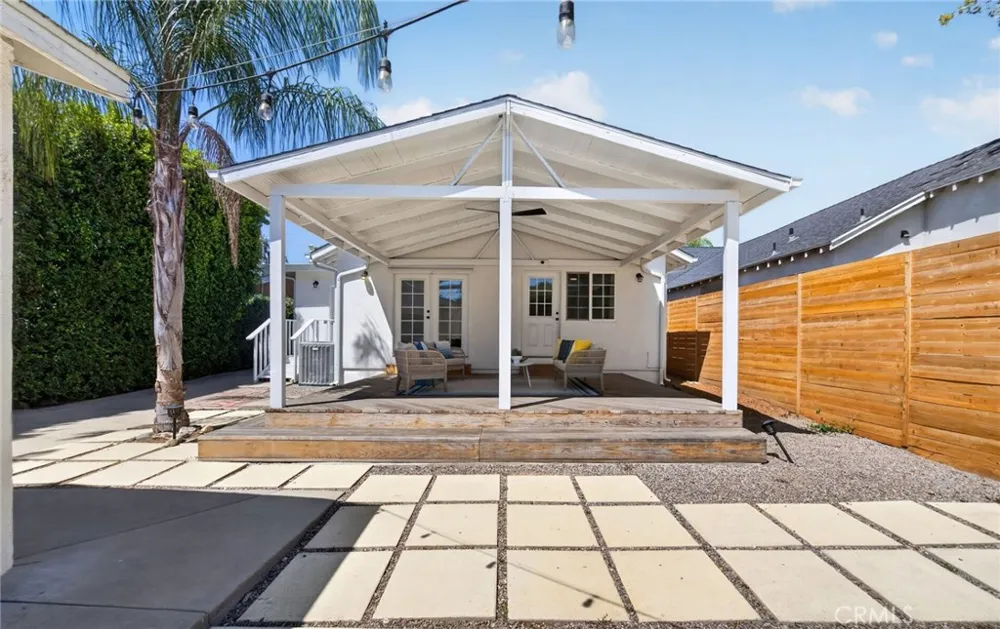 722 Royce St. Altadena, CA 91001