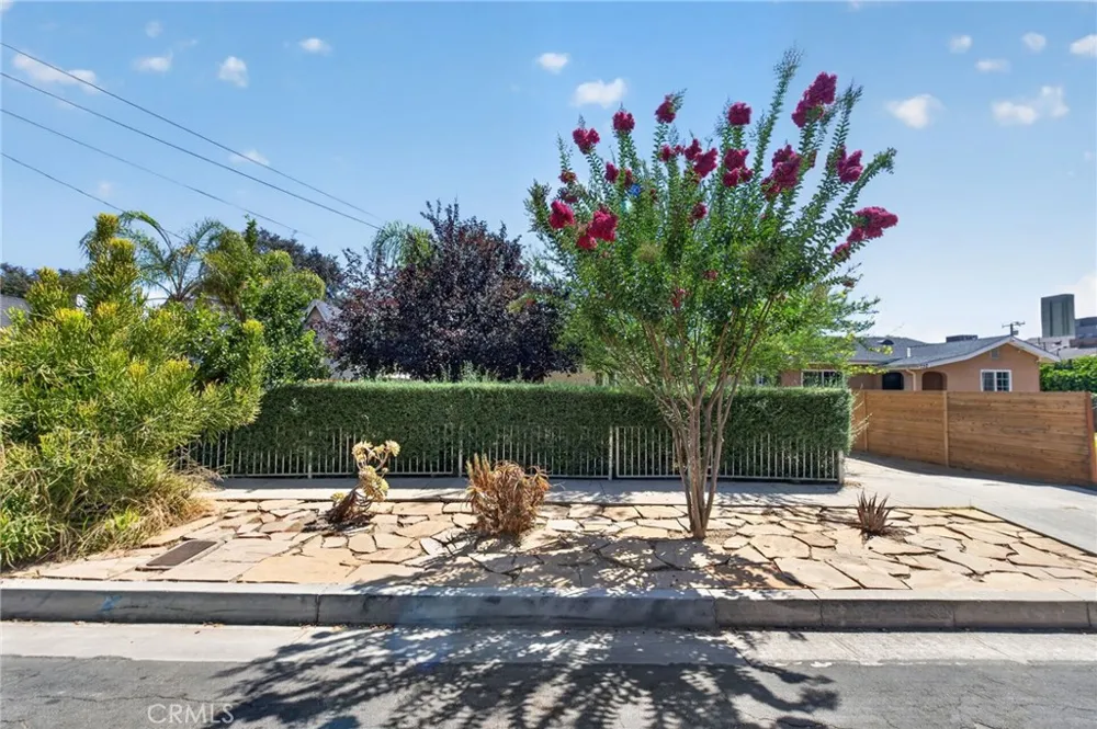 722 Royce St. Altadena, CA 91001